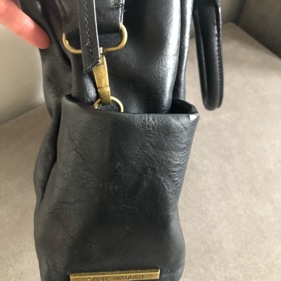 Steve Madden Tote Purse - Picture 3 of 13